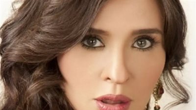 دينا تحقق حلمها بافتتاح أكاديمية شاملة لتعليم الرقص والفنون