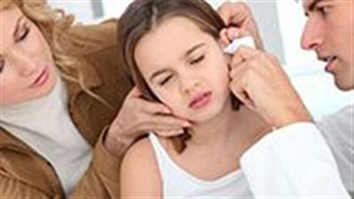 أسباب آلام الأذن الشائعة.. خطوات منزلية لتخفيف الألم