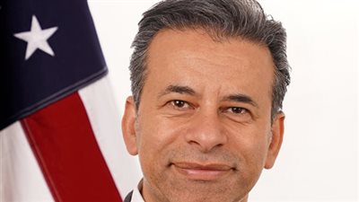 مارتن عادل مكاري: جراح ومفوض إدارة الغذاء والدواء الأمريكي