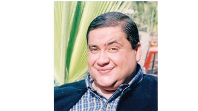 علاء ولي الدين: أيقونة الكوميديا المصرية ونجوم صاعدين تحت جناحه