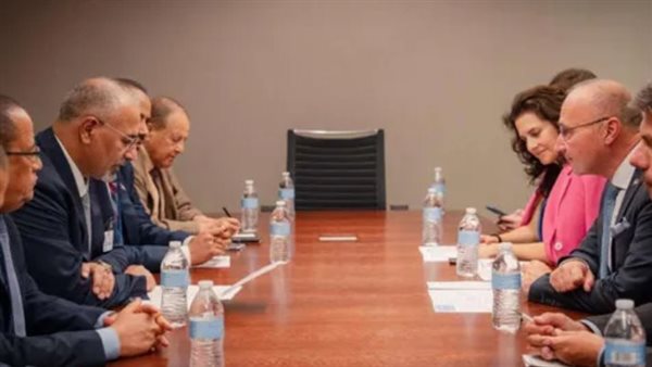 لقاءات عيدروس الزُبيدي في نيويورك تعزز الحضور الجنوبي على الساحة الدولية لقاءات عيدروس الزُبيدي في نيويورك تعزز الحضور الجنوبي على الساحة الدولية