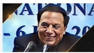 الزعيم عادل إمام يواصل إبهار الجمهور رغم غيابه عن الأعمال الفنية