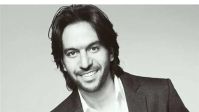 كيف صمد بهاء سلطان بخجله وتواضعه وسط صخب النجومية