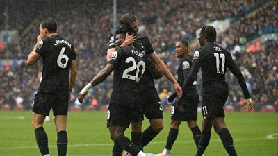 توتنهام يقتنص وصافة الدوري الإنجليزي بفوز ثمين على ليدز