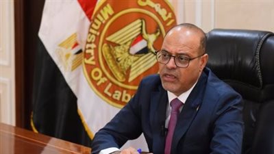 نصر أكتوبر المجيد.. وزارة العمل تُوحد مواعيد الإجازات لجميع العاملين بالدولة