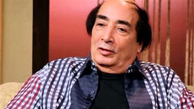 عبد الله مشرف يختتم مهرجان نقابة المهن التمثيلية بتكريم استثنائي وجمهور يقف تحية