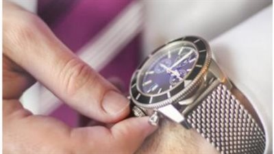 موعد تغيير الساعة للتوقيت الشتوي 2025.. توقيت عمل البنوك ومكاتب البريد