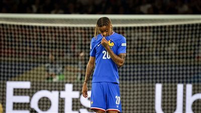 صدمة لباريس.. باركولا يغادر معسكر منتخب فرنسا بسبب 