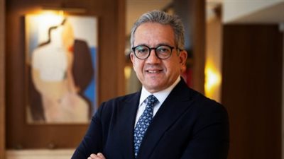 خالد العناني.. أول مصري وعربي يتولى منصب مدير عام اليونسكو