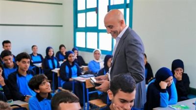 تمكين طلاب الصف الأول الثانوي من دخول المكتبة الإلكترونية لدراسة البرمجة والذكاء الاصطناعي