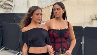 إطلالات النجوم في عرض إيلي صعب تسرق الأضواء