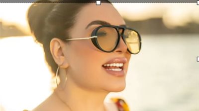 عبير صبري تتألق في جلسة تصوير صيفية جريئة بالغردقة