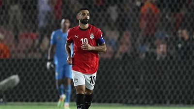 تقرير إنجليزي يكشف موعد انضمام محمد صلاح إلى معسكر أمم إفريقيا