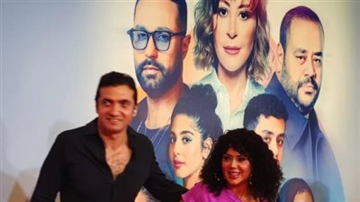 أحدث عرسان الوسط الفني: رانيا يوسف برفقة زوجها أحمد جمال في العرض الخاص لفيلم 