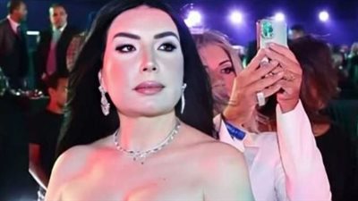 إطلالات صيفية أنثوية وجريئة لعبير صبري تلفت الأنظار