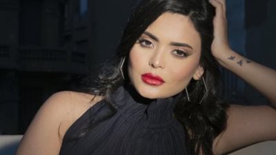  أسماء جلال وعمرو يوسف في 