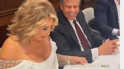 إيناس الدغيدي تحتفل بعقد قرانها في أجواء مبهجة