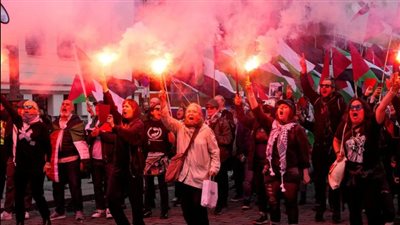 احتجاجات جماهير النرويج قبل مواجهة إسرائيل دعما لغزة (صور)