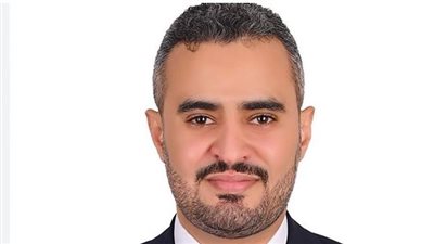 عبدالعزيز الشيخ: الكلمة حين تلتحم بالطلقة تكون أبلغ من المدفع في دروب الحرية