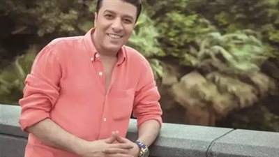 مصطفى كامل وأحدث أغانيه: 