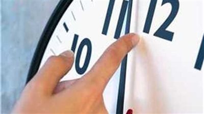 التوقيت الشتوي 2025 في مصر: مواعيد فتح وإغلاق البنوك والمكاتب البريدية