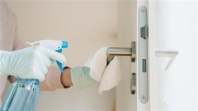 5 أشياء منزلية يجب تنظيفها بعد الإصابة بنزلة برد