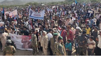 توافد الجماهير إلى فعالية ثورة 14 أكتوبر في الضالع (صور)