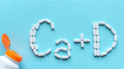 هل يجب تناول الكالسيوم وفيتامين د معًا؟.. الدراسات الطبية توضح