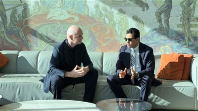 ما سبب حضور رئيس الفيفا لـ قمة السلام في شرم الشيخ؟