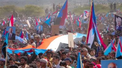 في الذكرى الـ62 لثورة أكتوبر.. الجنوب يجدد العهد على المضي خلف المجلس الانتقالي بقيادة الزُبيدي