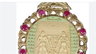 قلادة النيل.. من رموز الحضارة الفرعونية إلى الأناقة العصرية