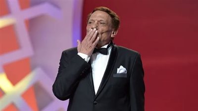 أشهر أعمال عادل إمام في السينما والمسرح والدراما التلفزيونية