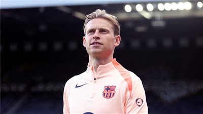 دي يونج بعد تجديد عقده مع برشلونة: أرغب في البقاء أكتر فترة ممكنة.. وكنت محظوظًا باللعب مع بوسكيتس