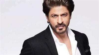 شاروخان ملك بوليوود: حياة ومسيرة نجم السينما الهندية