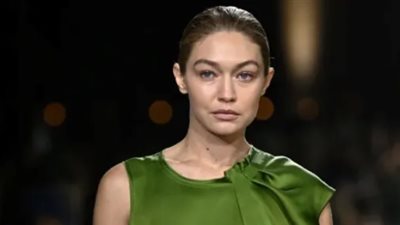 كيف تواجه جيجي حديد التنمر والإصابة بمرض هاشيموتو