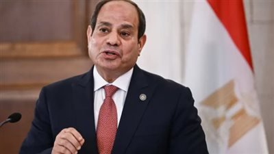السيسي يؤكد: معركة الوعي لا تقل أهمية عن معركة التنمية والبناء في مصر