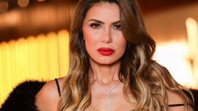 إطلالة ساحرة لنجلاء بدر في مهرجان الجونة.. كيف أبهرت الجمهور؟