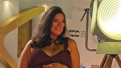 ثراء جبيل تخطف الأنظار في مهرجان الجونة السينمائي: أول ظهور فني أثناء الحمل