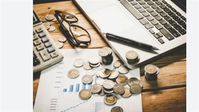 هل تنهي الـ 7000 جنيه آثار التضخم؟.. ترحيب عمالي ودعوة لضبط الأسواق