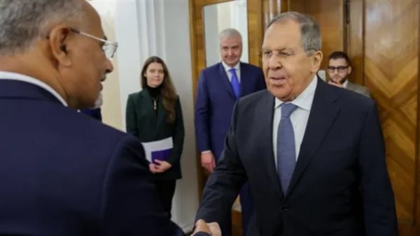 من عدن إلى موسكو.. الزُبيدي يقود الجنوب نحو حضور سياسي ودولي متصاعد