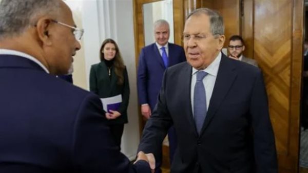 زيارة الزُبيدي إلى روسيا.. خطوة استراتيجية تعزز حضور الجنوب السياسي والاقتصادي عالميًا