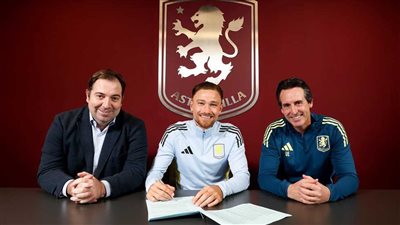 رسميا.. أستون فيلا يجدد عقد نجمه ماتي كاش