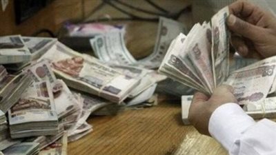 خفض الفائدة أم تثبيتها؟ صدمة أسعار البنزين والسولار تربك خطط البنك المركزي وتؤجل خفض الفائدة