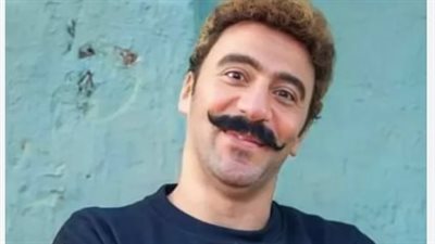 محمد سلام: مسيرة فنان كوميدي صاعد يُعيد تعريف الضحك من المسرح إلى 