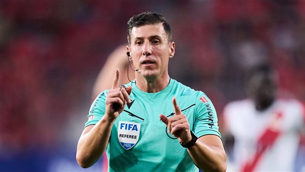 حكم القمة المصرية.. سيزار سوتو جرادو يدير كلاسيكو الأرض بين ريال مدريد وبرشلونة حكم القمة المصرية.. سيزار سوتو جرادو يدير كلاسيكو الأرض بين ريال مدريد وبرشلونة