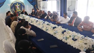 بحضور الكثيري.. إتمام مراسم التسليم والاستلام لقيادة انتقالي حضرموت (صور)