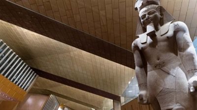 أكثر من مجرد صورة: التكنولوجيا تعزز التفاعل الجماهيري مع كنوز المتحف المصري الكبير قبل افتتاحه الرسمي