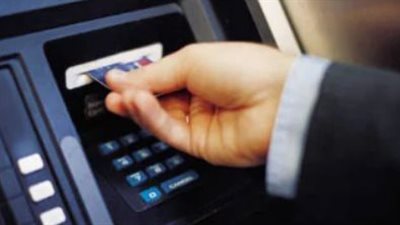 خدمة 24/7: كيف أحدث اختراع ماكينة ATM ثورة في العمل المصرفي؟