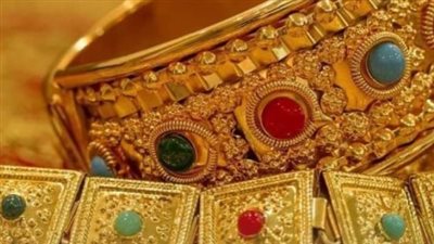 لماذا استقر الجنيه الذهب عند 42،800 جنيه؟ السر في ارتباطه المباشر بسعر عيار 21