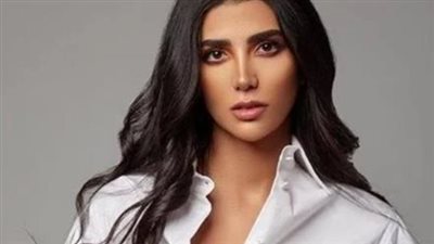 خارج عباءة شقيقها: ريم سامي تتألق بأعمالها الجديدة بعد 